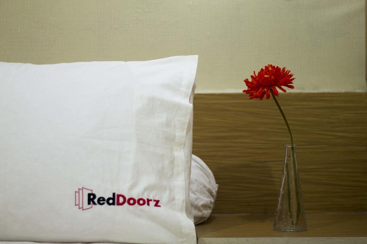 Reddoorz Plus @ Kapuk Business Park Джакарта Екстериор снимка